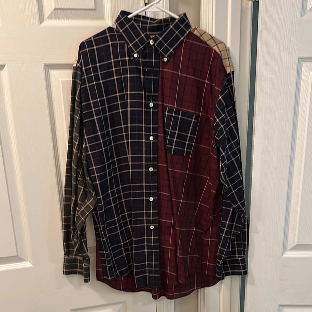 Brooks Brothers Blue and Red Casual Button Down Shirt
